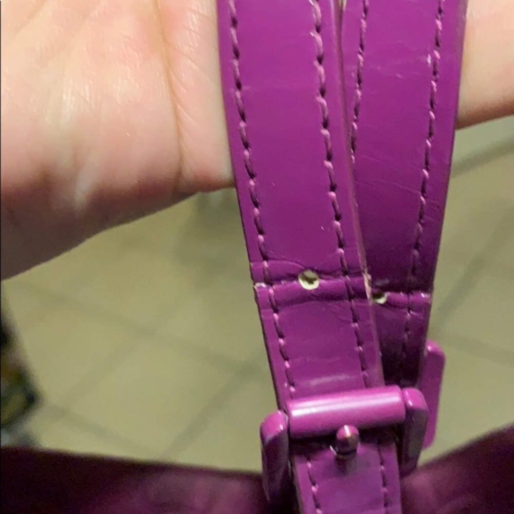 MK Purse - Picture 2 of 3